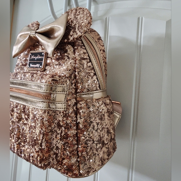 Loungefly rose gold sequin - Picture 3 of 6